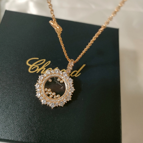 Chopard Gold Pendant Necklace - Picture 1 of 4